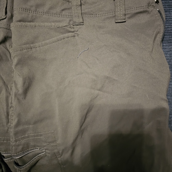 4 pairs of Wrangle shorts - Picture 3 of 6